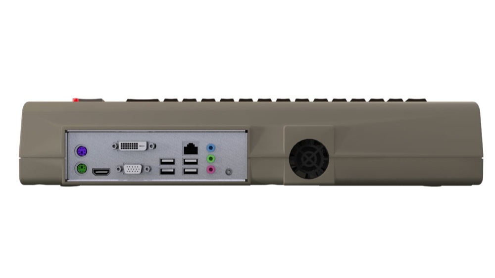 Foto de Commodore C64x (9/10)