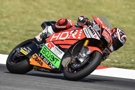 Quartararo arrasa en Montmeló para lograr su primera victoria mundialista; Oliveira roza el liderato de Moto2