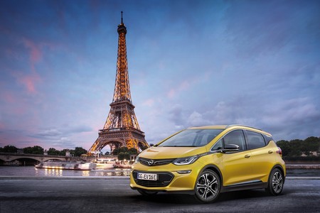 Opel Ampera E001