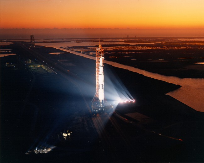 Apollo 13 Cre 13 Spacex Supersticion