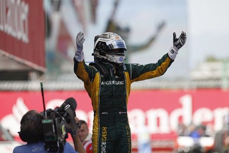 Giedo van der Garde y Luiz Razia, ganadores de la GP2 en Barcelona