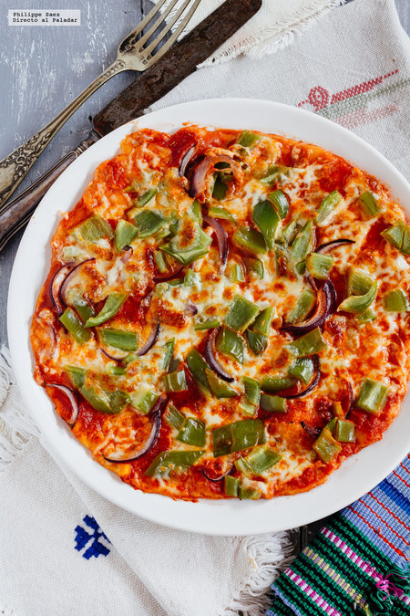 Pizza casera de chile poblano. Receta fácil de pizza