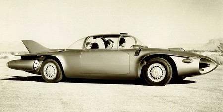 Así iba a ser el coche del futuro: GMC Firebird II