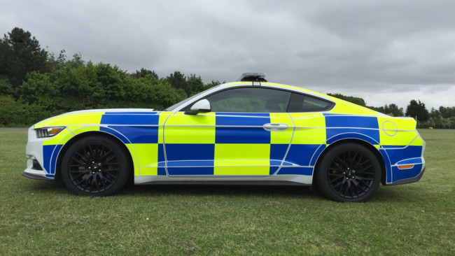 Este Ford Mustang de policía podría acabar aplastado en un desguace