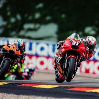 Terremoto en KTM de MotoGP. Los técnicos que vinieron de Ducati se están yendo, y Pedro Acosta está muy enfadado 