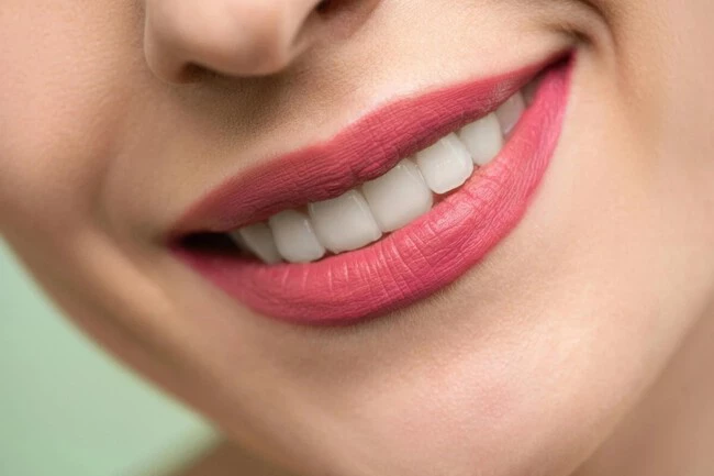Irrigador dental