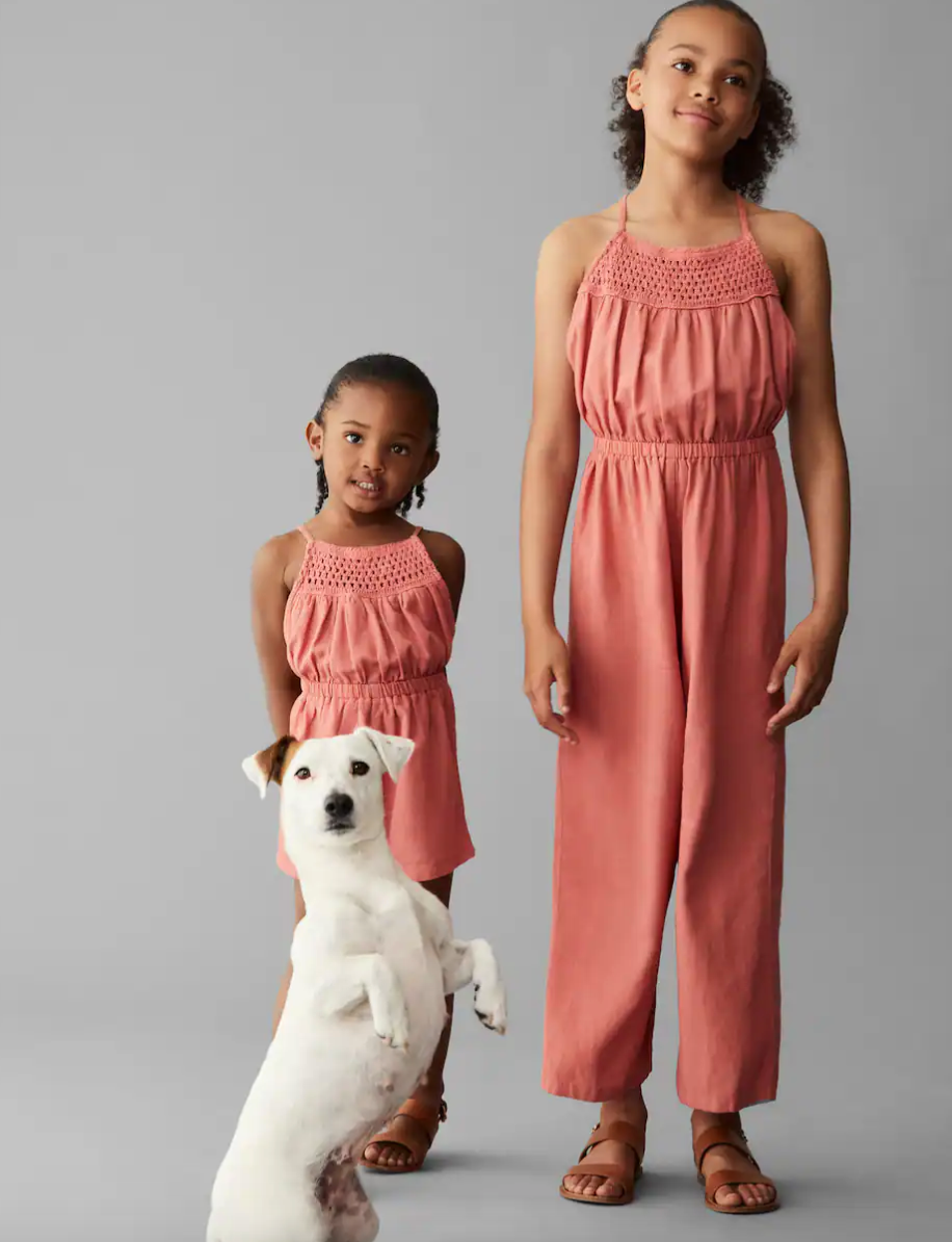 Mono con detalle de crochet