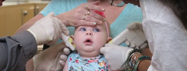 ¿De verdad les duele a las niñas ponerles pendientes? Un vídeo viral demuestra que sí