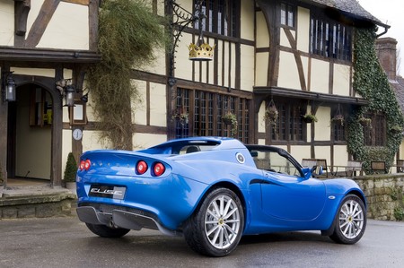 ¡Que comience un nuevo ciclo! Lotus estrenará dos nuevos modelos en 2020