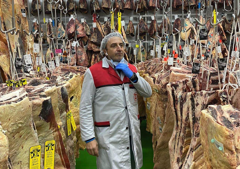 Esta nave de Vallecas está llena a rebosar con la mejor carne del mundo que puede echarse a perder (pero puedes pedir online)