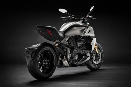 Ducati Diavel 2019 008