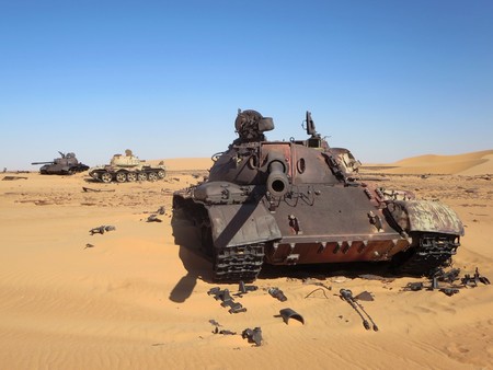 ¿Dónde acaban los vehículos militares abandonados tras la guerra?