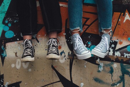 Converse ya está de rebajas con descuentos de hasta un 60% en zapatillas para hombre y mujer