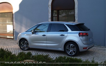 Citroën C4 Picasso 2013 Presentación en Lisboa 03