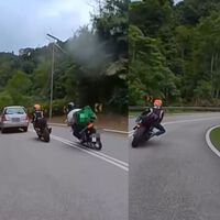 Vas todo feliz de ruta con tu moto deportiva y tus colegas hasta que te arranca las pegatinas un repartidor de Glovo en scooter