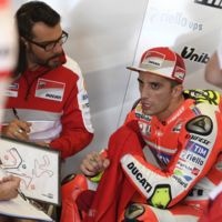 Y Andrea Iannone se va para Suzuki...