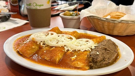 Cuál es el restaurante y panadería que ofrece 11% de descuento a personas con tarjeta INAPAM