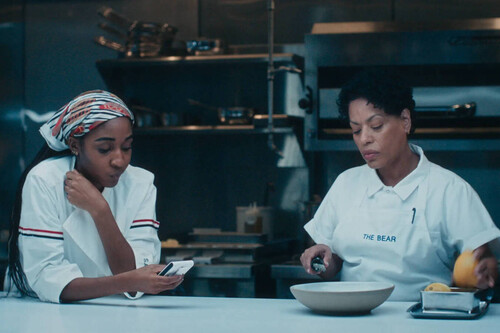 La temporada 4 de 'The Bear' acaba de estrenarse y tiene una misión más difícil que abrir un restaurante: volver a ser la niña de los ojos de la crítica