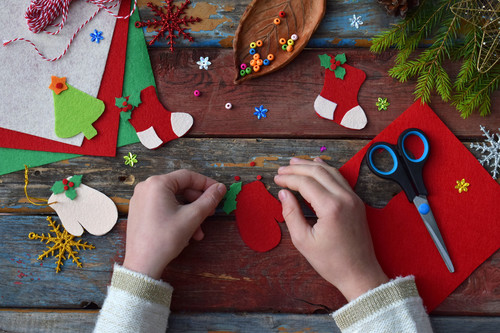 17 manualidades de Navidad fáciles y bonitas para hacer con los más peques