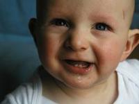 Baba de bebé destructora de gadgets