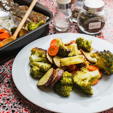 Por qué los nutricionistas y expertos insisten en que tomemos las verduras con grasas: “Favorecen la absorción” 