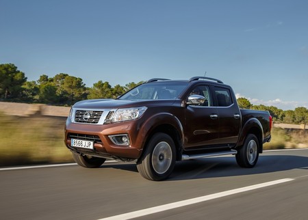Nissan Np300