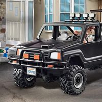 La pick-up de Marty en 'Regreso al Futuro' quedará increíble en ese hueco vacío de la estantería, y ahora tiene ofertaza