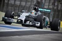 Lewis Hamilton comienza liderando en Abu Dhabi