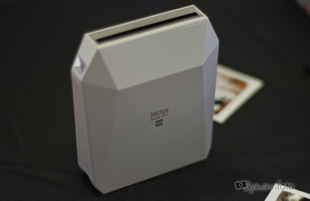 Fujifilm Instax Share SP-3 SQ, la primera impresora portátil de foto instantánea en formato cuadrado para smartphones