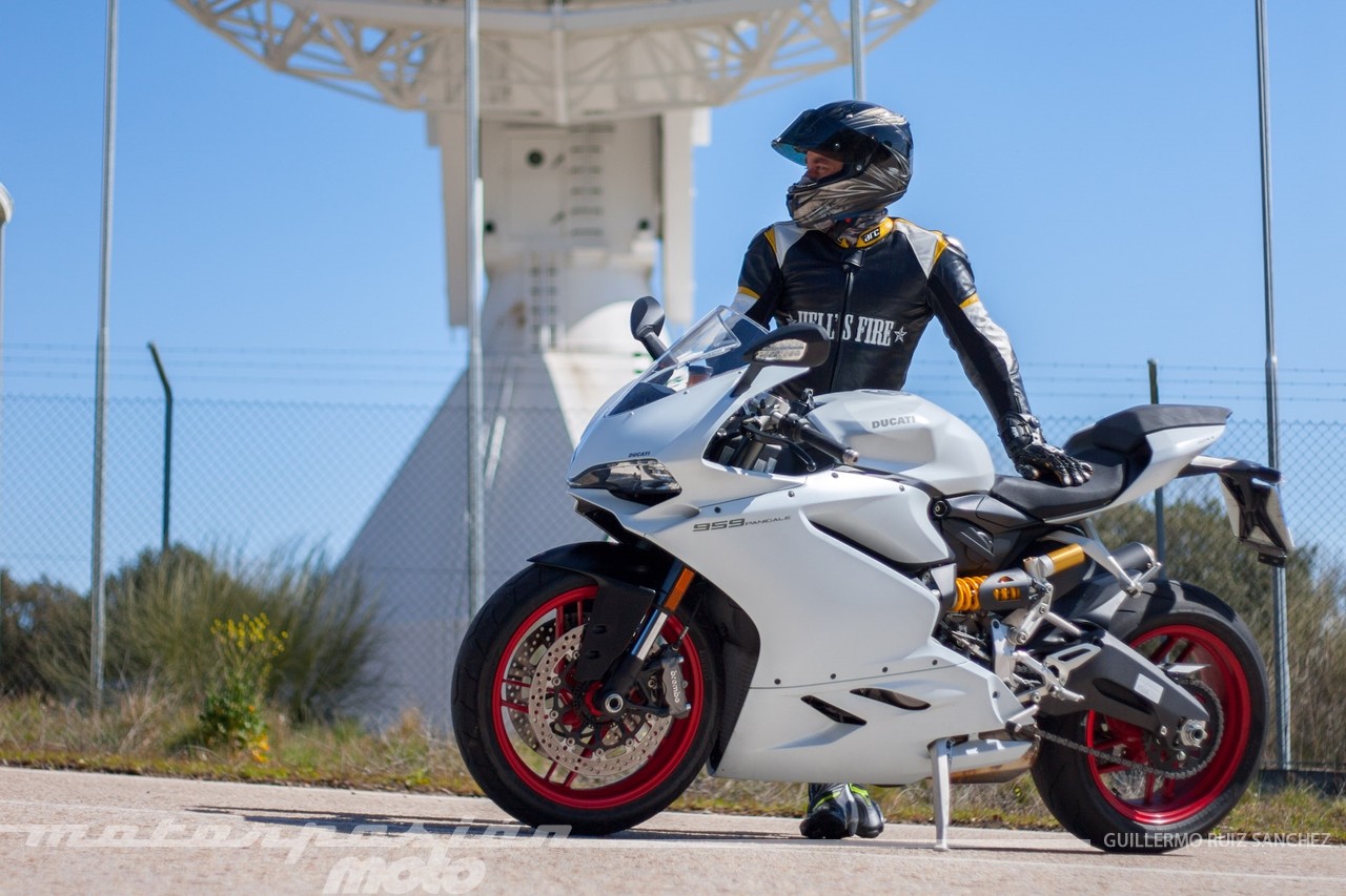 Probamos la exclusiva Ducati 959 Panigale: ligeros retoques y mucha clase