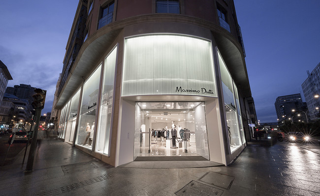 Massimo Dutti A Coruna