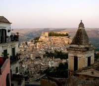 Viaje a Sicilia: Visita a pie por la Ragusa moderna
