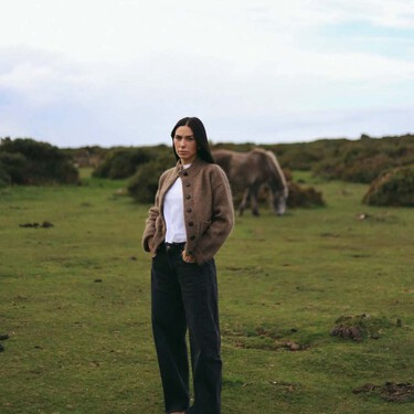 Las nuevas Adidas color castaña que arrasan este otoño en los looks de las pijas de Madrid 