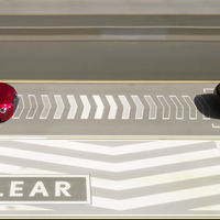 Lexus tiene la solución contra los lentos del carril izquierdo... aunque es fruto del April Fools' Day