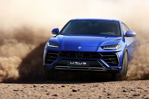 Con 650 CV el Lamborghini Urus es el SUV más rápido del mundo y está dispuesto a todo