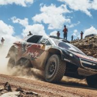 Sébastien Loeb gana un duelo de altura a Carlos Sainz