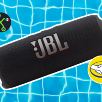 Potente bocina bluetooth JBL, con hasta 16 horas de batería y carga por USB-C; la puedes mojar 
