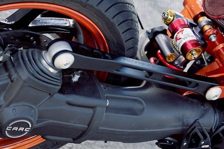 moto-guzzi-stelvio-cardan