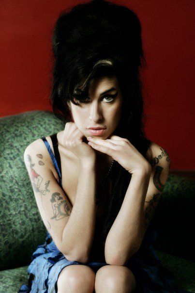 Confirmado: Amy Winehouse murió por accidente tras darle al alpiste