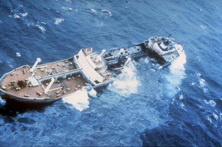 El peor barco de la historia