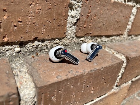 Auriculares Bluetooth Nothing Ear (1)