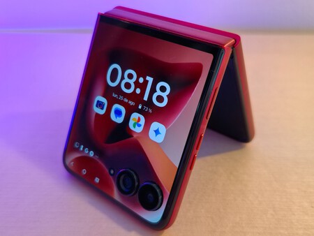 Moto Razr 60 Ultra 7