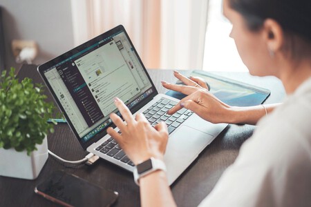 Teletrabajar desde el extranjero, resolvemos las dudas más frecuentes sobre la ley del teletrabajo en pospandemia