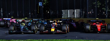Max Verstappen gana una aturullada carrera en Australia y Fernando Alonso repite podio pese a Carlos Sainz
