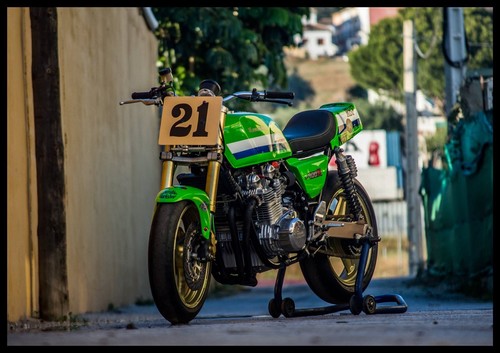 Kawasaki Z900R por LaPerra Bikes Workshop, del olvido a las carreras de resistencia