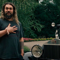 Nadie es perfecto: el actor Jason Momoa es un quemado en 'Fast & Furious', pero en la vida real conduce este sacrilegio electrificado
