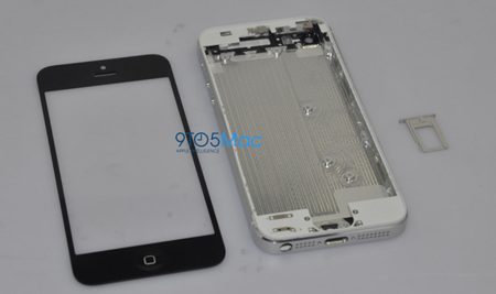 Si éste es el iPhone 5, tendremos mini-dock y pantalla 16:9