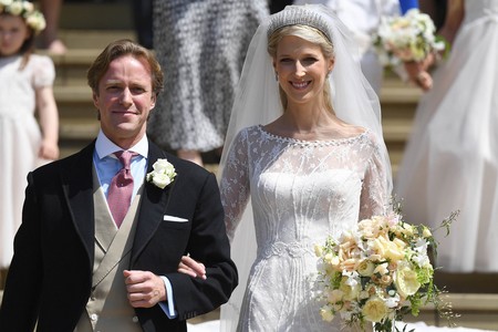 Los invitados a la boda de Lady Gabriella Windsor y Mr Thomas Kingston nos invitan a sumar color a nuestros looks