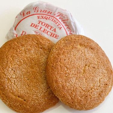 Estas tortas de Antequera son menos conocidas que sus molletes, pero son el cruce perfecto entre las galletas Campurrianas y los mantecados