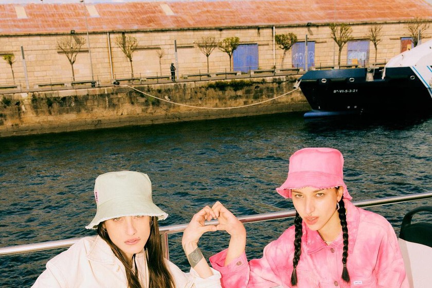 This is how the hat is worn this summer (word of Bimba and Lola) This is how the hat is worn this summer (word of Bimba and Lola)